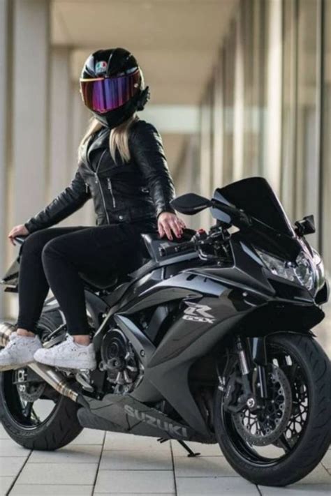 Explorando La Adrenalina Supermotos Y Mujeres Deslumbrantes En Acci N Hot News Today