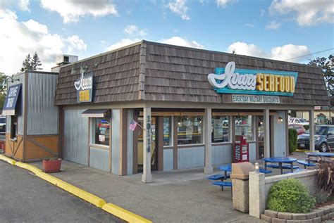 Lakewood Seafood Bar — Ivar's