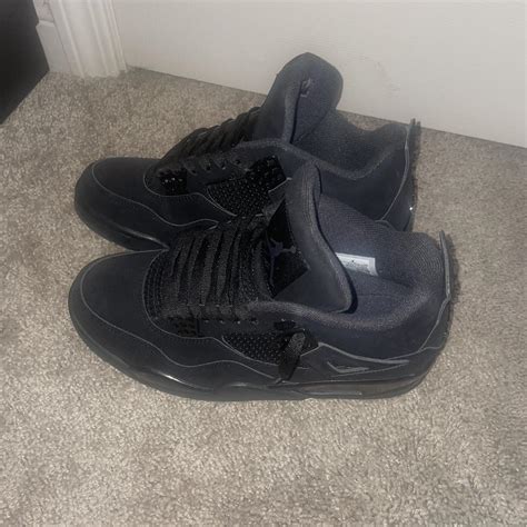 jordan black cat 4s size 9.5 worn 3 times max - Depop