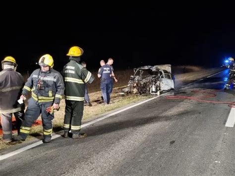 🔴 Murieron Calcinados Un Auto Chocó Contra Un Camión Se Prendió Fuego