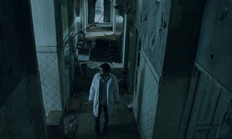 Em Filme De Terror Sobre Hospital Abandonado Cen Rio Protagonista