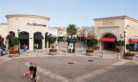 Carlsbad Premium Outlets, Carlsbad, CA - California Beaches