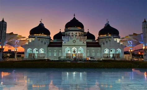 Masjid Terbesar Di Indonesia Megah Di Berbagai Daerah