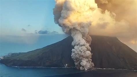 Italy's Stromboli volcano erupts spilling lava into sea | World News ...