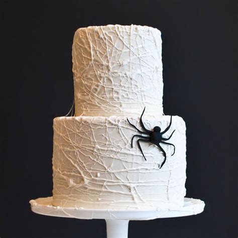 Marshmallow Spiderweb Cake