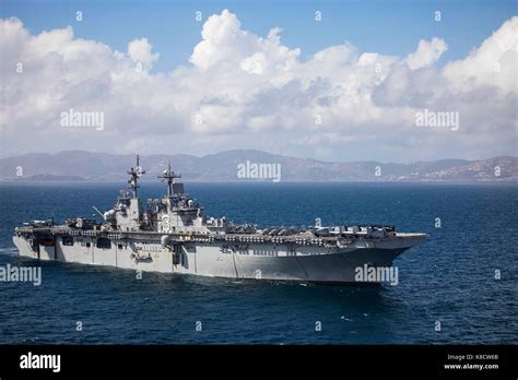 The Amphibious Assault Ship Uss Kearsarge Lhd 3 Transits The