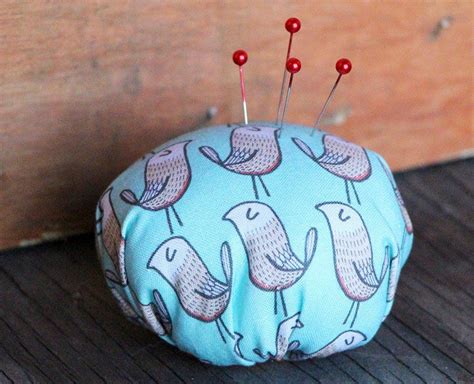 How To Make A Pin Cushion Pin Cushions Fabric Crafts Diy Diy Pin