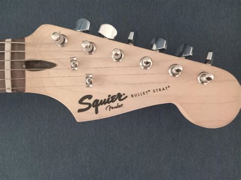 Guitarra Eléctrica Stratocaster Squier Bullet By Fender Nueva Comprá En San Juan