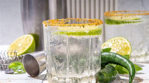 15 Best Spicy Cocktails to Drink