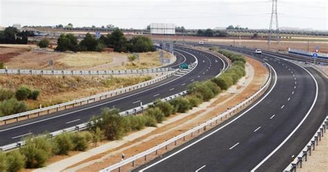 Manzanares En Imágenes Dos Fallecidos En Un Accidente Con Tres