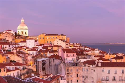 Premium Photo Old Lisbon At Sunset