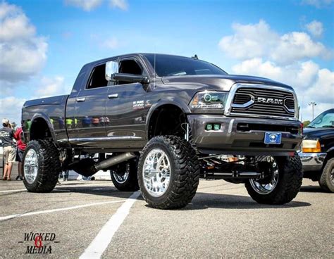 Lifted truck, love the shine Cummins Diesel Trucks, Dodge Ram Diesel ...