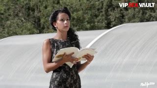 Vip Sex Vault Isabella Chrystin Czech Ebony Boss Lady Rough Sex With Her Big Cock Gardener