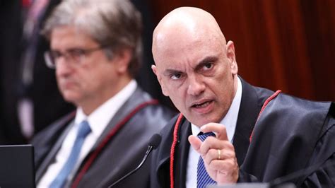 Alexandre De Moraes Nega Pedido Para Suspender Posse De Deputados