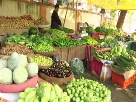 Vegetable Price Rise महंगाई ने बिगाड़ा आम आदमी का बजट टमाटर के बाद अब इन सब्जियों के भी बढ़े