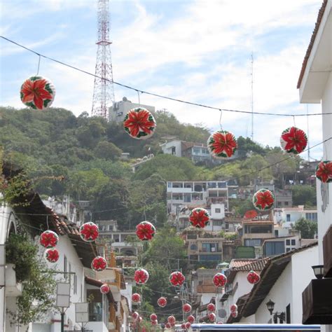 Old Town Puerto Vallarta | Holiday decor, Puerto vallarta, Vallarta