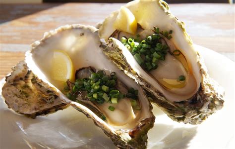 Our Favorite Must-Try Live Oysters for Sale - Quality Seafood Delivery