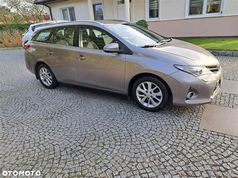 Używane Toyota Auris 44 000 PLN 175 000 km Otomoto