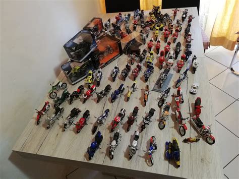 Maisto - 1:18 - Maisto - collection - Catawiki