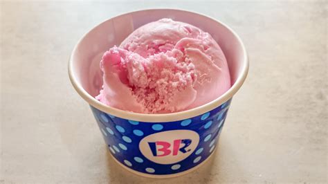 25 Popular Baskin Robbins Flavors Ranked From Worst To Best