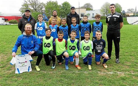 Noyal Pontivy Les U U Des Moutons Blancs Football En Tournoi