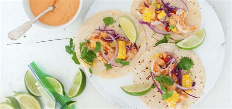 Tacos With Chipotle Greek Yogurt Sauce Https Ziploc En Recipes