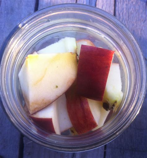 Homemade Apple Cider Vinegar