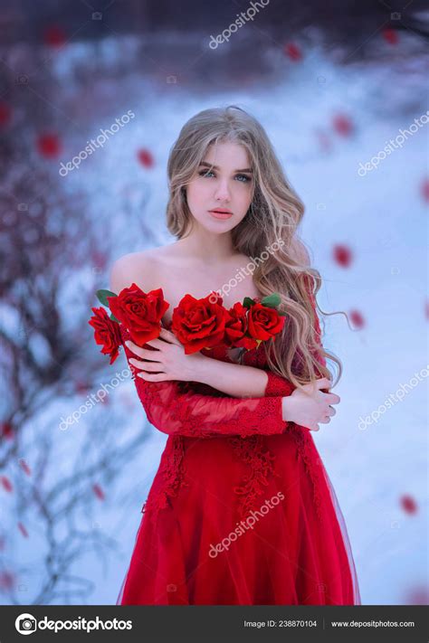 Incredible Blonde Girl With Blue Eyes Look Into The Camera Healthy Long Hair Countess Batory