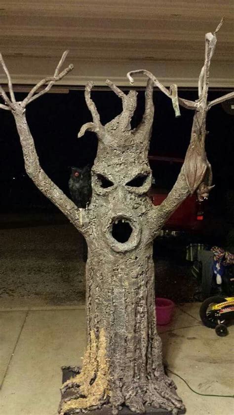 Ami And Stan S Halloween Haunted Tree 2024