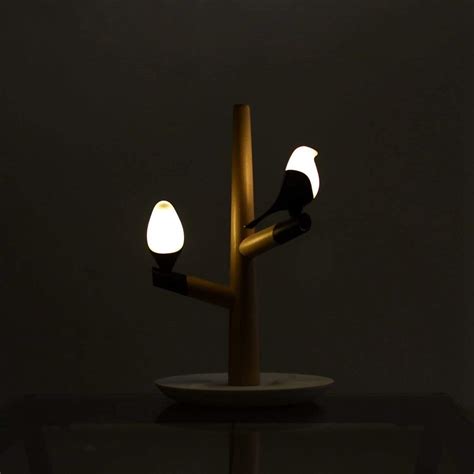 Bird's Lamp – Articture