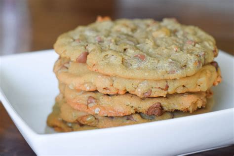 Oatmeal Walnut Chocolate Chip Cookies This Little Home Of Mine