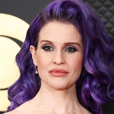 Kelly Osbourne Highlights Her Lb Weight Loss On Her Th Birthday