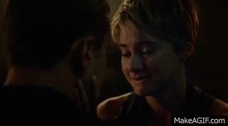 Insurgent Tris And Four Have Sex On Make A