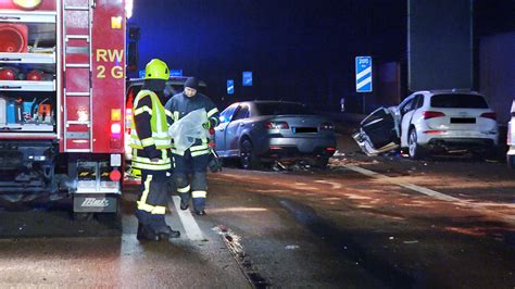 Fotos Frankenthal Falschfahrer 91 Auf A6 Stirbt Bei Unfall Mit Zwei