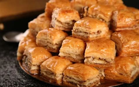 Baklava Erbeti Nas L Yap L R Tam K Vam Nda Baklava Erbeti Yap M