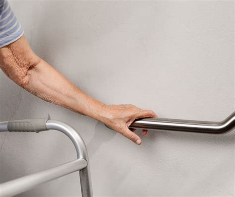 Small Or Large How To Determine Ideal Grab Bar Sizes