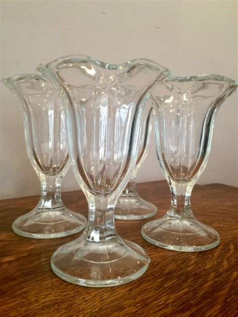 Vintage Set Of Clear Glass Parfait Sherbet Sundae Cups Ice Cream