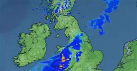 UK Weather Terrifying Met Office Map Shows Huge Wall Of Rain Heading