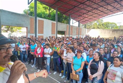 Video Docentes Y Trabajadores P Blicos Protestan En Caracas Y En