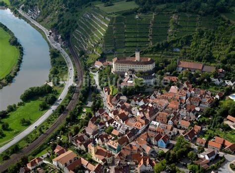 Gundelsheim Aus Der Vogelperspektive Schloss Horneck In Gundelsheim Im