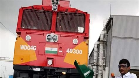 Marhaura Rail Engine Factory Delivers 300th Diesel Train Engine To Railways