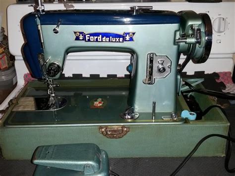 Ford Deluxe Straight Stitch Sewing Machine Rare Gorgeous Aylmer