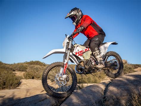 Best 200cc Dirt Bike Based On Your Needs - Motocross Hideout