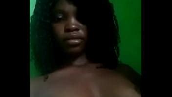 Novia infiel envía desnudos por dinero XVIDEOS