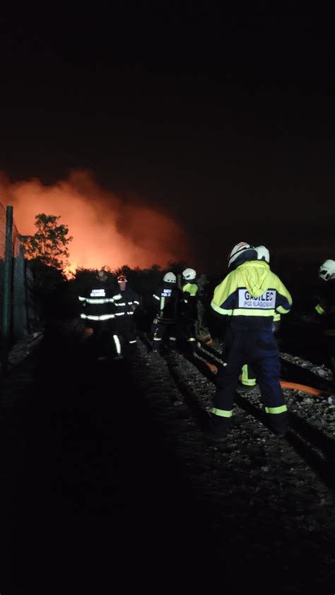 Gozdni Po Ar Na Krasu Gasilska Enota Lukovica