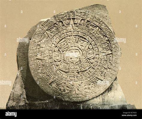 Aztec Calendar Stone Hi Res Stock Photography And Images Alamy