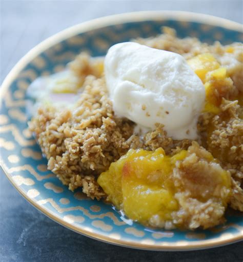 Nectarine Crisp Gluten Free And Vegan Option Sirens And Scoundrels