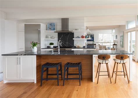 Kitchen Showcase: A Coastal Kitchen Design - New Hampshire Home Magazine