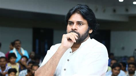 Pawan Kalyan పవన్ వారాహి యాత్రకు జగన్ సర్కార్ ముందస్తు షాక్ లు Jagan Regime To Welcome