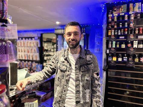 Un sex shop au cœur du quartier pavillonnaire